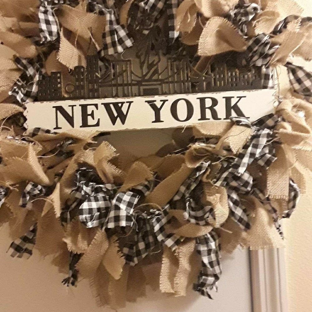 New York Farmhouse wreath